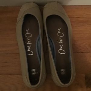 Toms Ivory Alessandra Ballet Flats